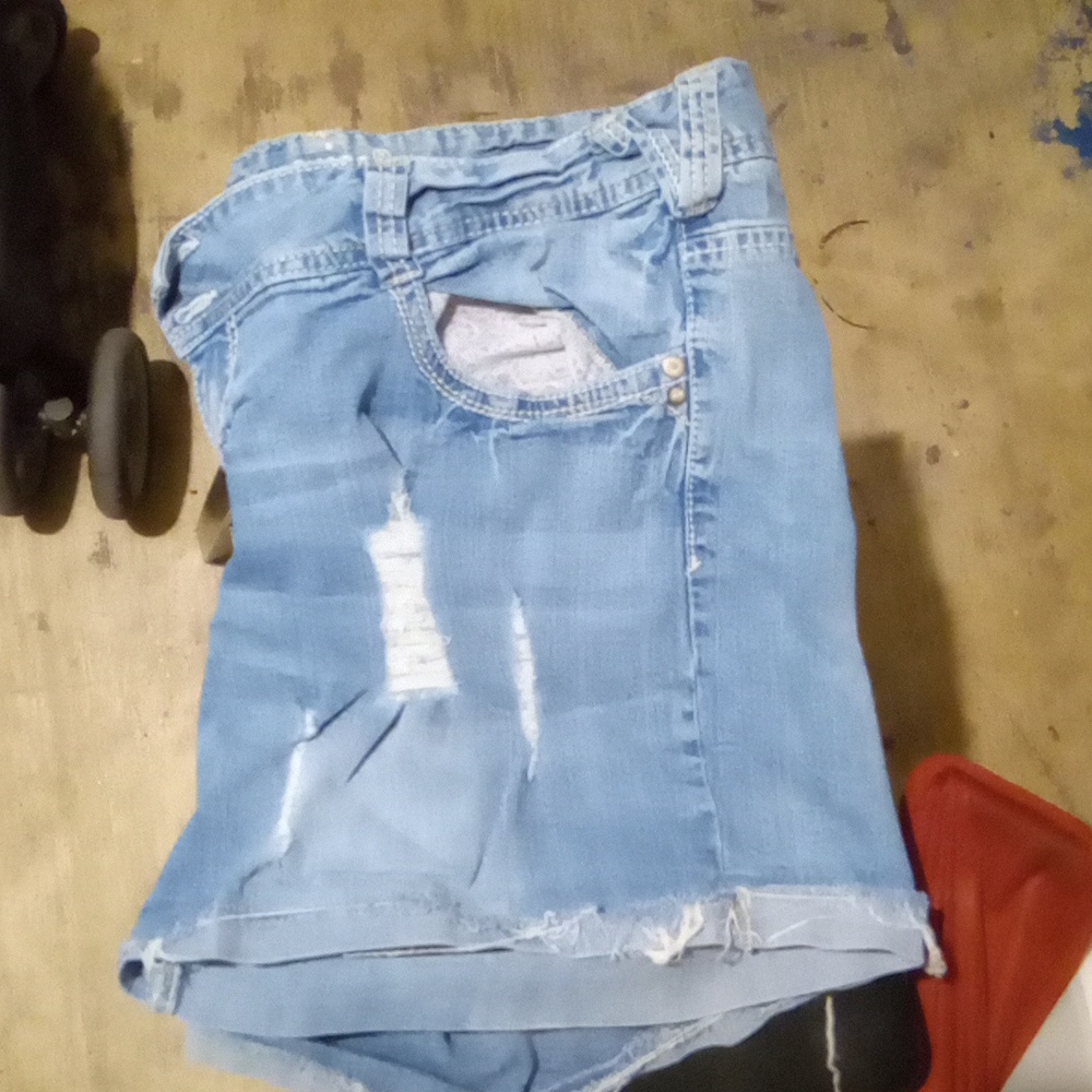 Short and sexy series shorts - Picture 2 of 9